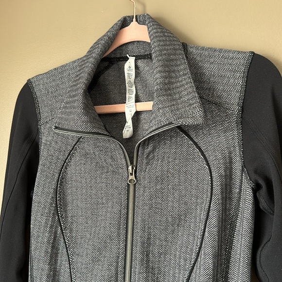 LULULEMON Asana Herringbone Full Zip Jacket Black & Gray Size 4 - Picture 7 of 14